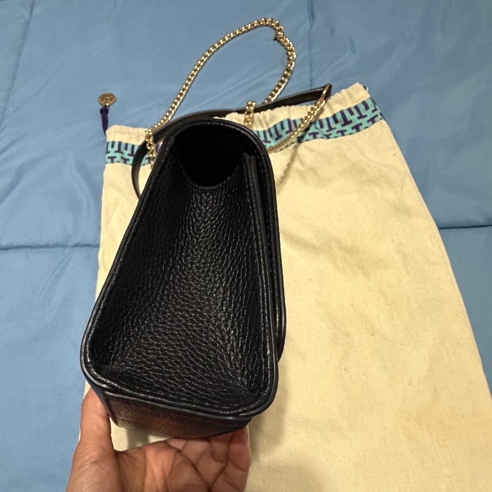 Tory Burch Black Pebbled Leather Crossbody Bag - Picture 6 of 9
